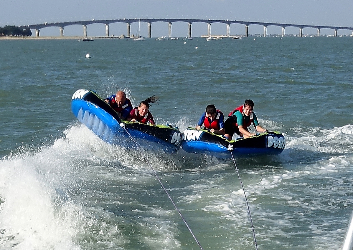 Bouée tractée - Activités nautiques